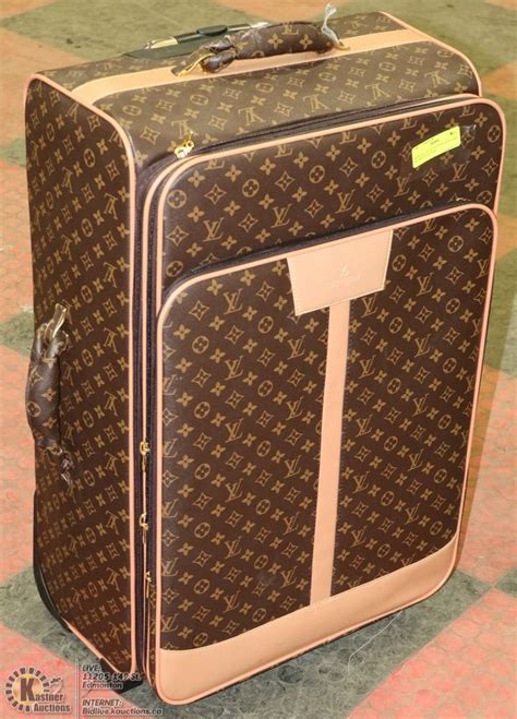 louis vuitton suitcase replica|louis vuitton scam.